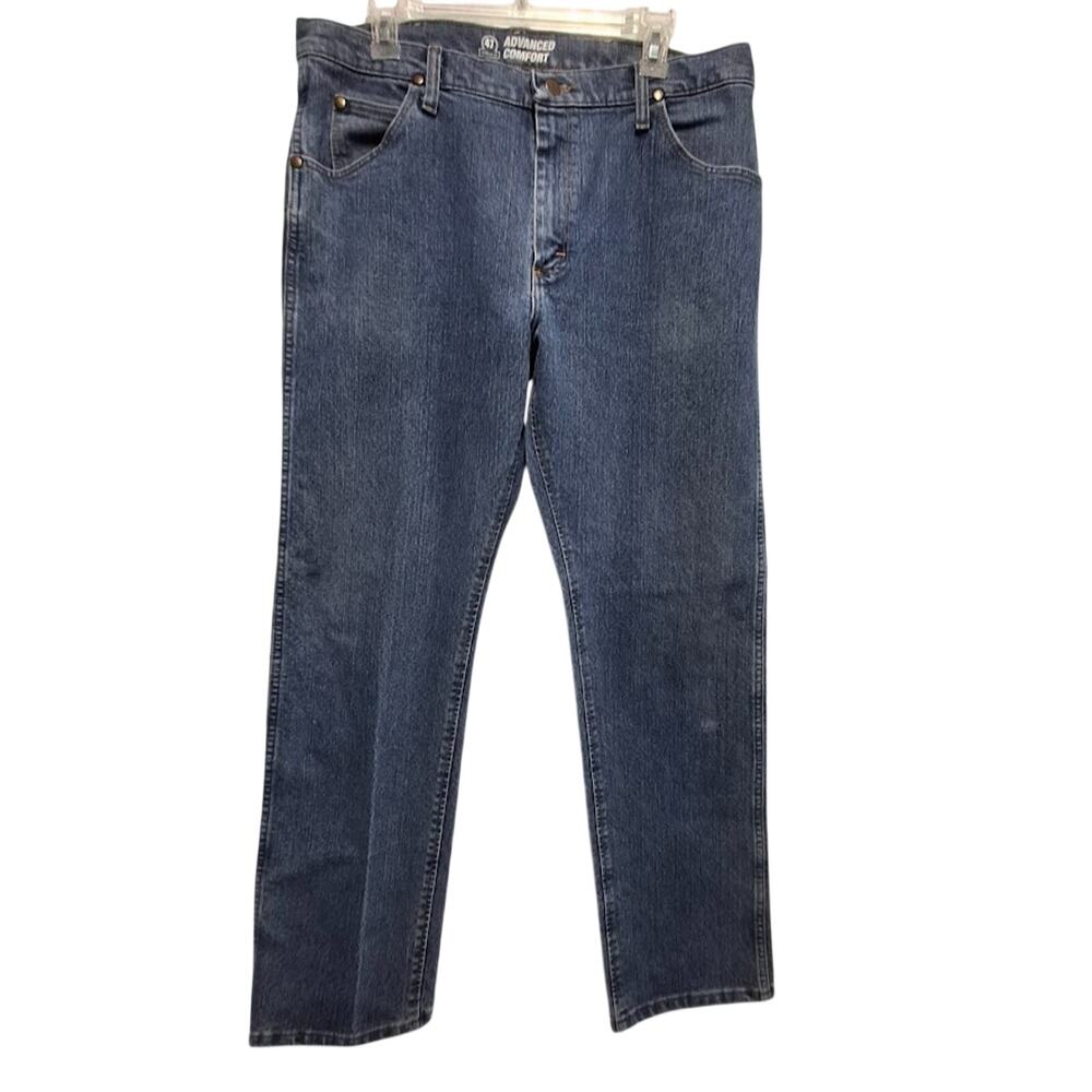 Wrangler 35x32 Men’s Advanced Comfort #47 Regular Fit Jeans - Measures 35x31